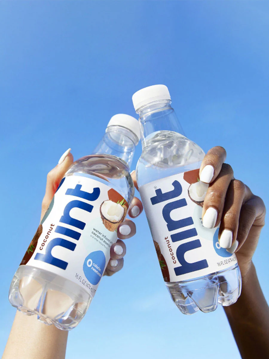 coconut hint® water - Image 3